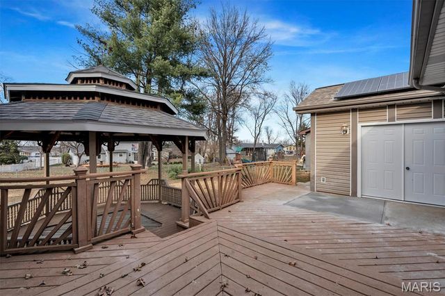 74 Jane Drive, St Peters, MO 63376