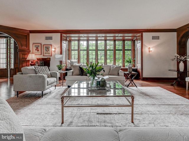 102 COTSWOLD RD, Baltimore, MD 21210