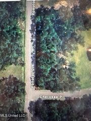 Cherokee Place, Kiln, MS 39556