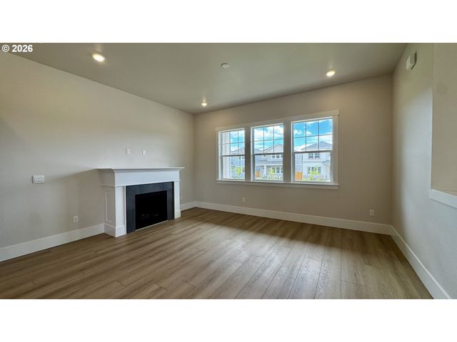 16908 Sw Pomelo Dr, King City, OR 97140