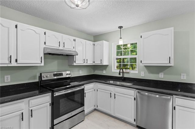1650 Billy Drive, Winston-salem, NC 27107