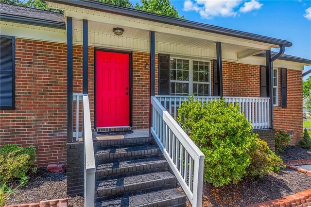 1650 Billy Drive, Winston-salem, NC 27107