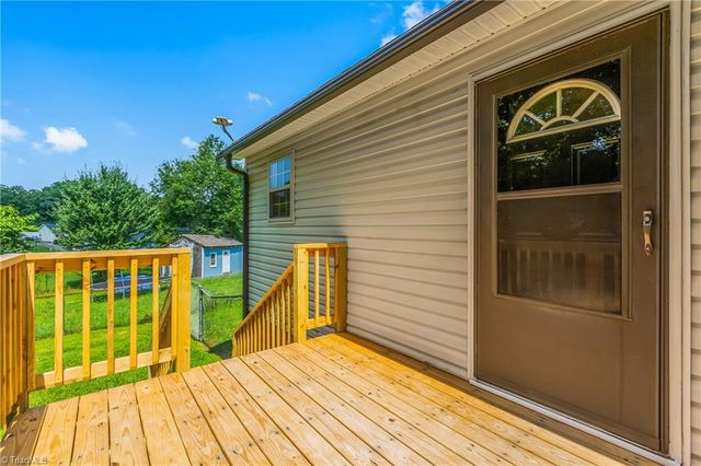 1650 Billy Drive, Winston-salem, NC 27107