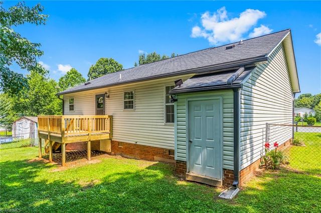 1650 Billy Drive, Winston-salem, NC 27107