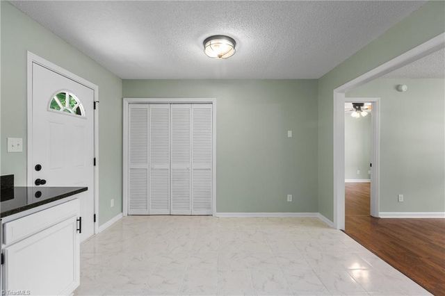 1650 Billy Drive, Winston-salem, NC 27107