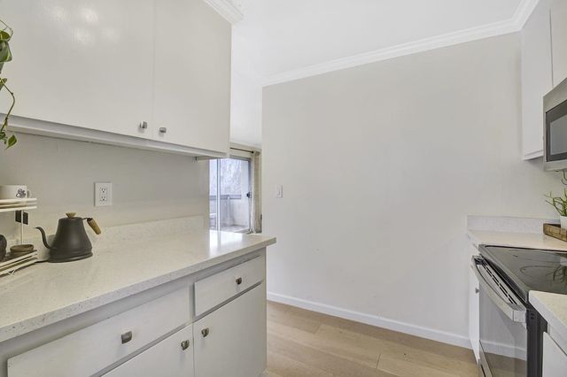 407 407 Orange St 410, Oakland, CA 94610