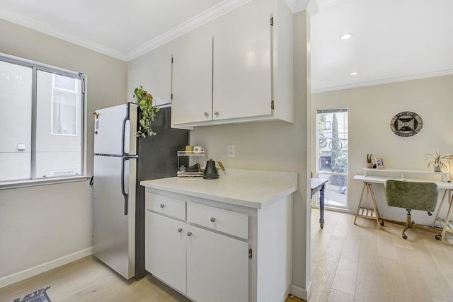 407 407 Orange St 410, Oakland, CA 94610