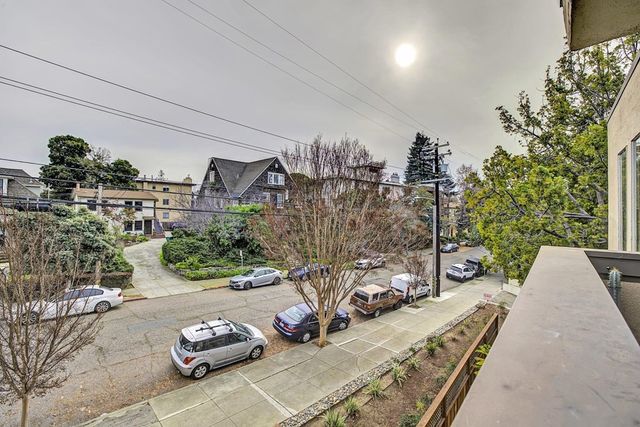 407 407 Orange St 410, Oakland, CA 94610