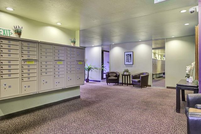 407 407 Orange St 410, Oakland, CA 94610