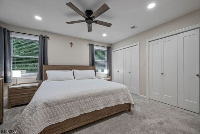 320 Monroe Ave, Wyckoff Twp., NJ 07481