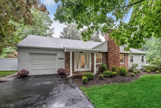 320 Monroe Ave, Wyckoff Twp., NJ 07481