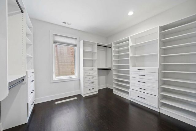 3901 S Lake Park Avenue D, Chicago, IL 60653