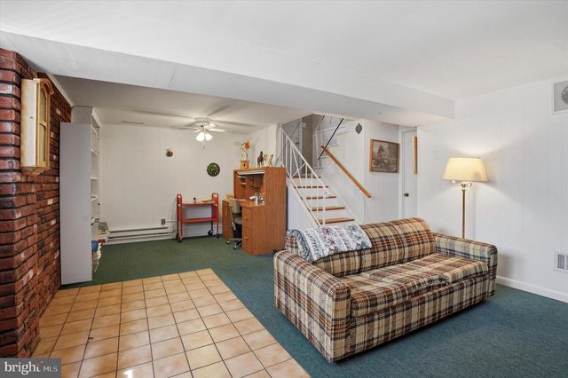108 DURHAM RD, Newtown, PA 18940