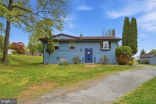 108 DURHAM RD, Newtown, PA 18940