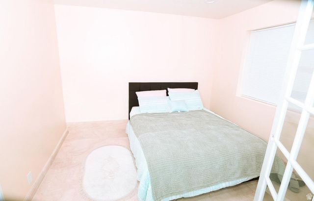 8068 S TWELVE DR, Sandy, UT 84094