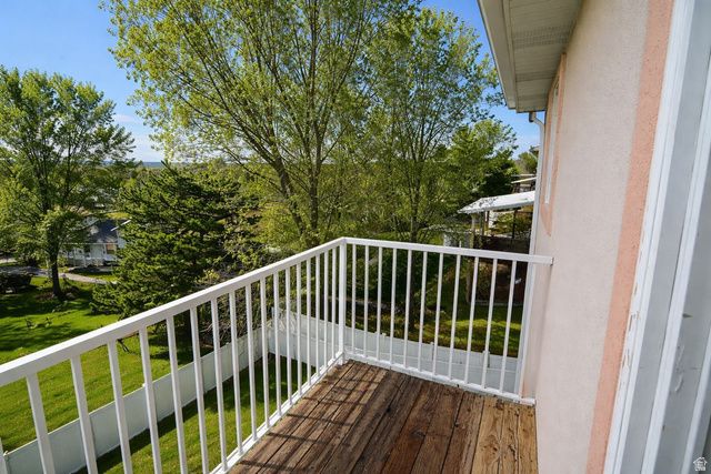 8068 S TWELVE DR, Sandy, UT 84094