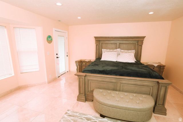 8068 S TWELVE DR, Sandy, UT 84094