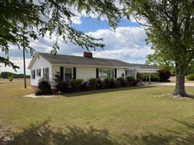 736 Core Road, Dunn, NC 28334