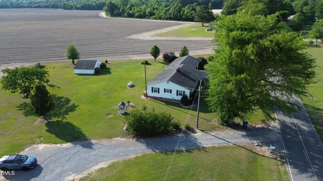 736 Core Road, Dunn, NC 28334