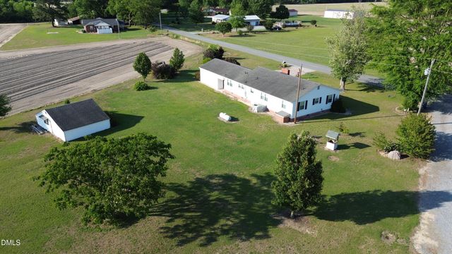 736 Core Road, Dunn, NC 28334