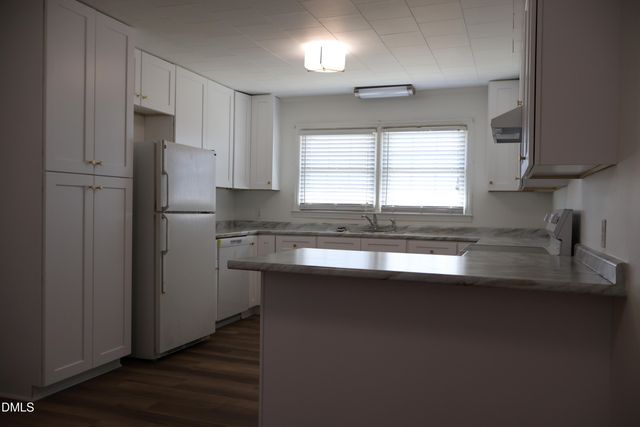 736 Core Road, Dunn, NC 28334