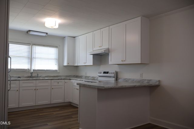 736 Core Road, Dunn, NC 28334