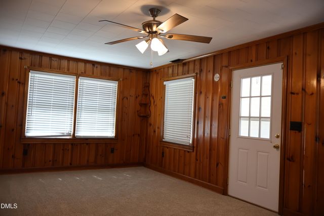 736 Core Road, Dunn, NC 28334