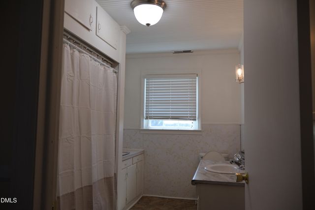 736 Core Road, Dunn, NC 28334