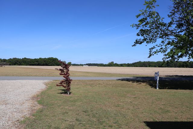 736 Core Road, Dunn, NC 28334