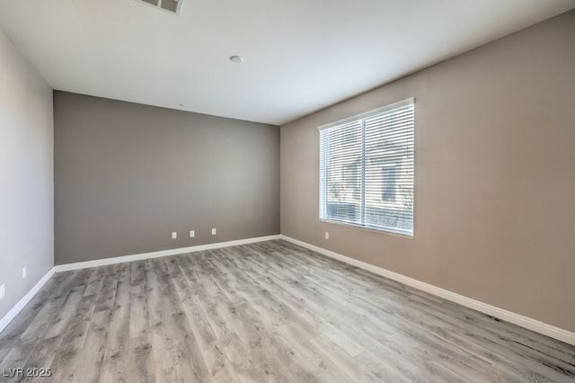 4516 Townwall Street, Las Vegas, NV 89115