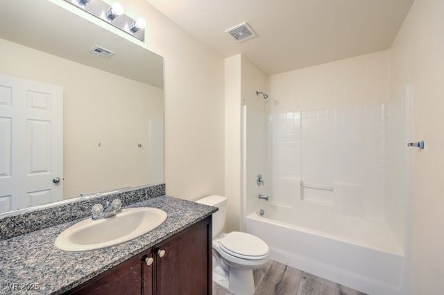 4516 Townwall Street, Las Vegas, NV 89115