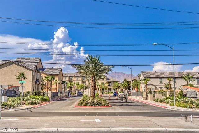 4516 Townwall Street, Las Vegas, NV 89115