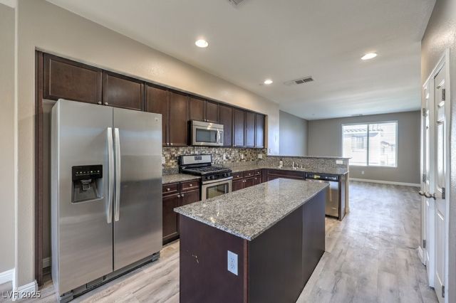 4516 Townwall Street, Las Vegas, NV 89115
