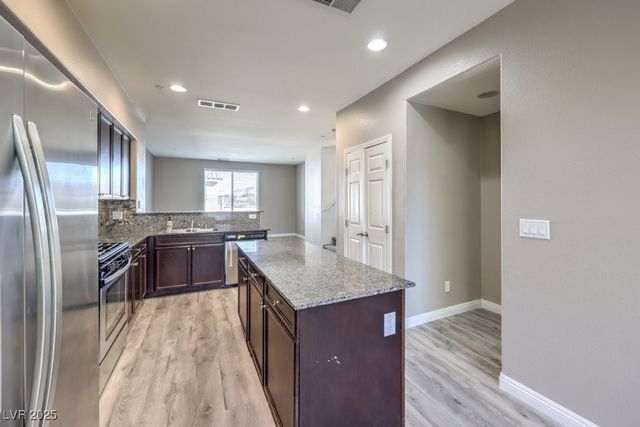 4516 Townwall Street, Las Vegas, NV 89115