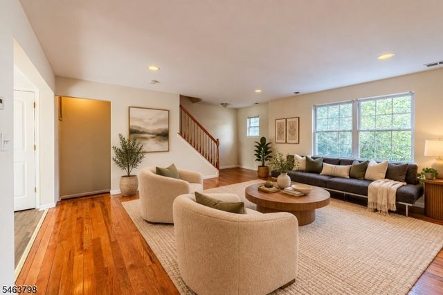 24 Alerica Ln 24, Franklin Twp., NJ 08873
