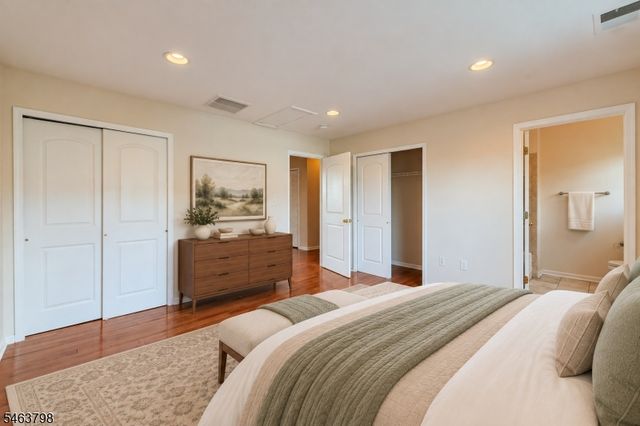 24 Alerica Ln 24, Franklin Twp., NJ 08873