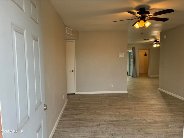 6713 W CAROL Avenue, Peoria, AZ 85345