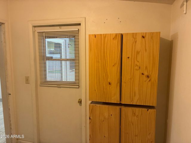 6713 W CAROL Avenue, Peoria, AZ 85345