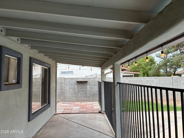 6713 W CAROL Avenue, Peoria, AZ 85345