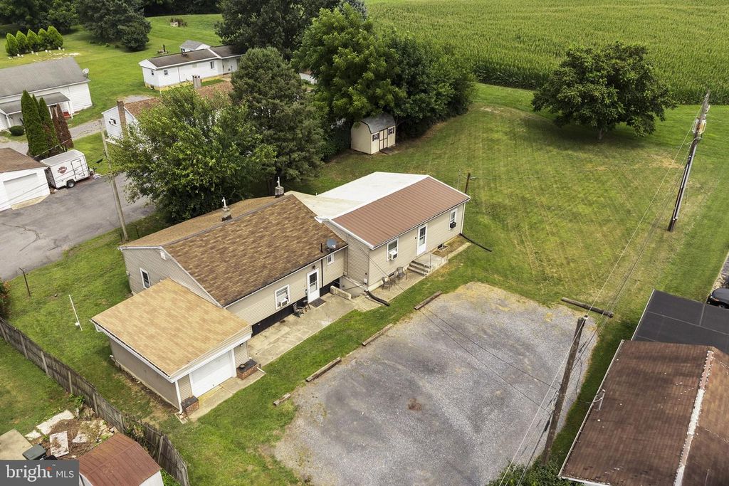 65-A B C W CHURCH ST, Stevens, PA 17578