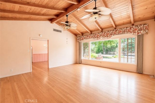 10845 Zelzah, Granada Hills, CA 91344