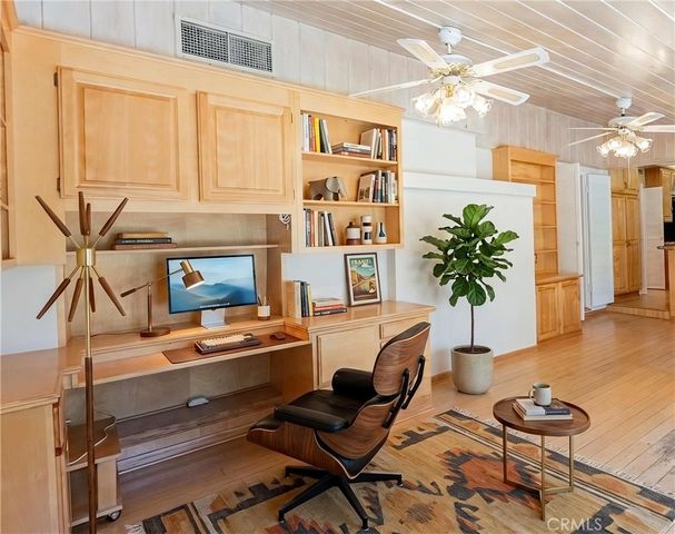 10845 Zelzah, Granada Hills, CA 91344