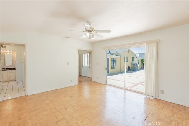 10845 Zelzah, Granada Hills, CA 91344