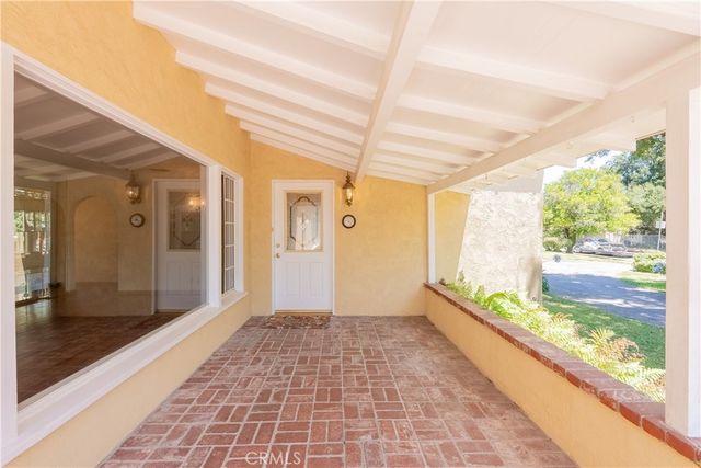 10845 Zelzah, Granada Hills, CA 91344