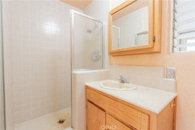 10845 Zelzah, Granada Hills, CA 91344