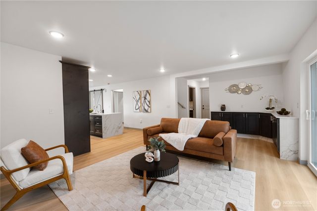 1231 S Washington Street, Tacoma, WA 98405