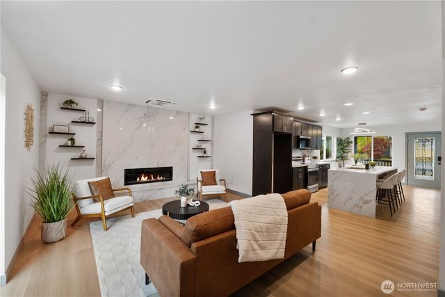 1231 S Washington Street, Tacoma, WA 98405