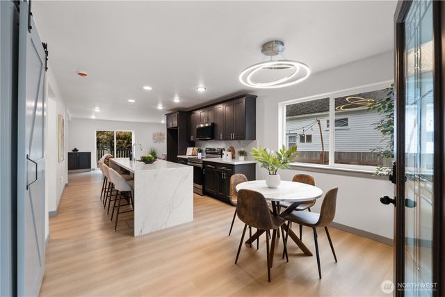 1231 S Washington Street, Tacoma, WA 98405