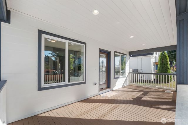 1231 S Washington Street, Tacoma, WA 98405