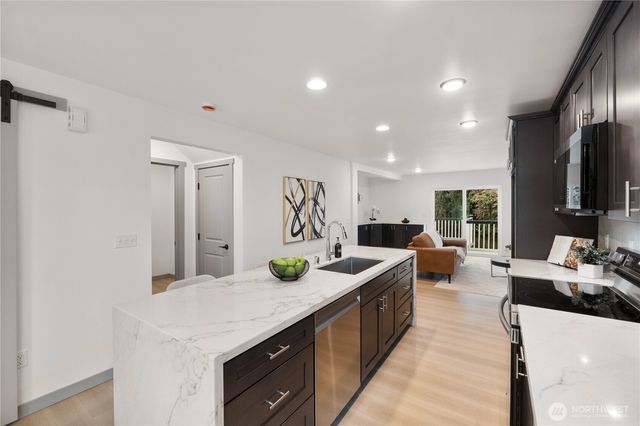 1231 S Washington Street, Tacoma, WA 98405